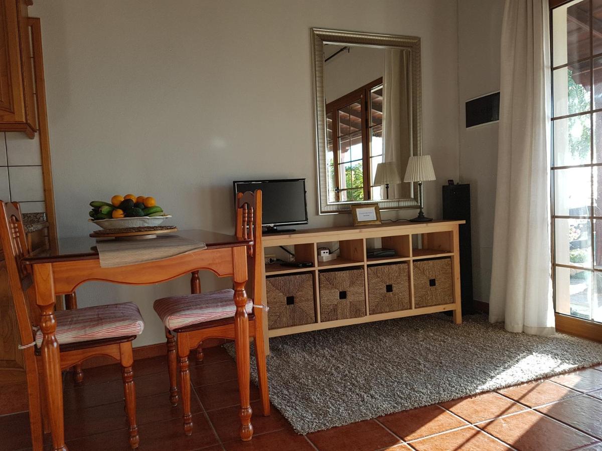 Bungalows Aldani 티하라페 객실 사진